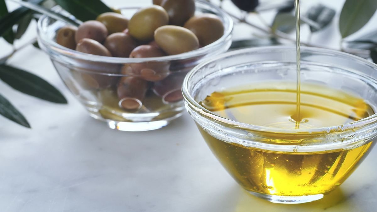 olive oil may bring longer life